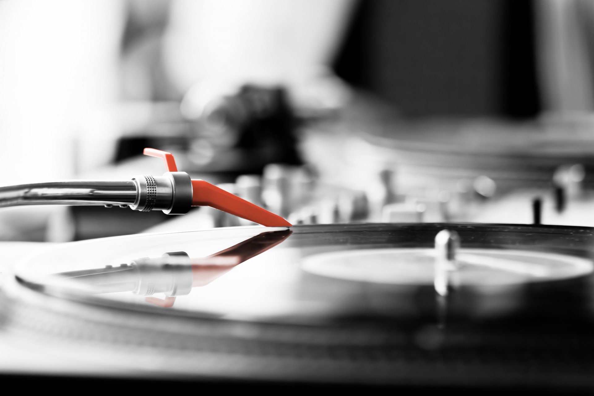 Originale platespillere fra DJ Service Oslo